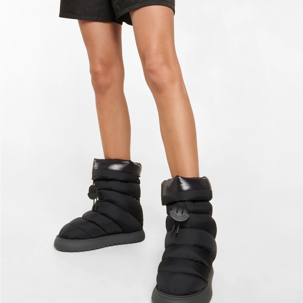 Moncler Gaia Mid Puffer Boots in Black - Picture 6 of 8